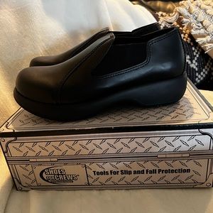 New Shoes For Crews Chloe Black Clogs 9069 size 10M